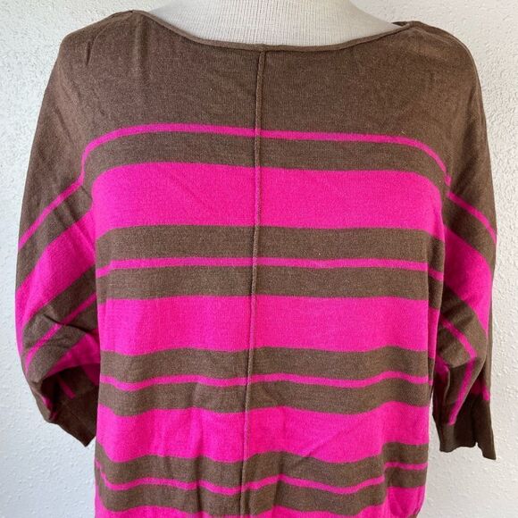 JCP Three Quarter Sleeve Top Size M EUC - Picture 2 of 6